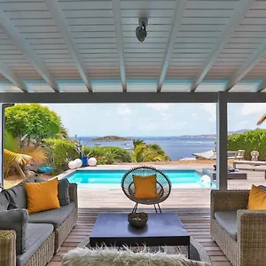 Villa Life Is Good In, Cul de Sac